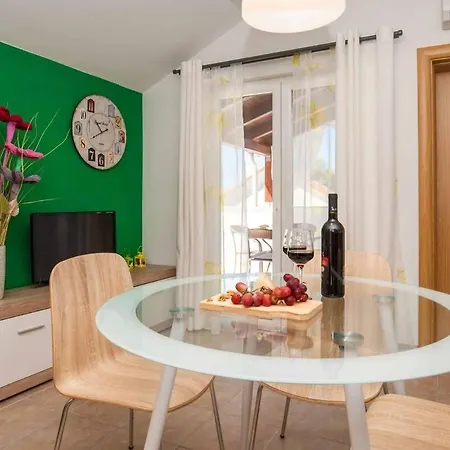 In With Sea View, Terrace, Air Conditioning, Wifi 5126-1 Bol